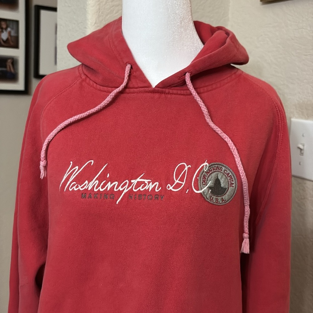 Perrin Wear vintage faded red Washington D.C. hoodie sweatshirt unisex Size M